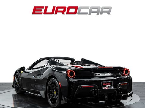 Used 2020 Ferrari 488 Pista Spider RWD image 4