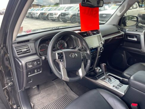 Used 2023 Toyota 4Runner Limited AWD/4WD image 11
