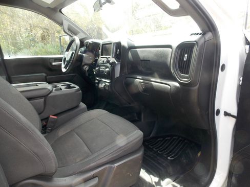 Used 2021 Chevrolet Silverado 2500 W/T w/ WT Convenience Package image 15