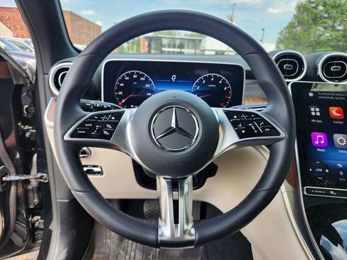 Certified 2025 Mercedes-Benz GLC 300 4MATIC image 28