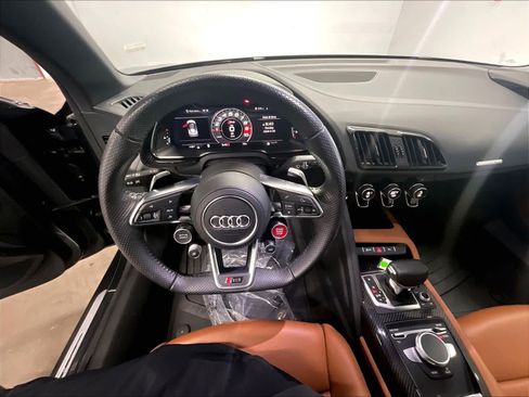 Used 2023 Audi R8 V10 performance RWD image 8