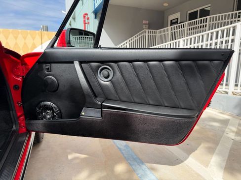 Used 1988 Porsche 911 Carrera image 22