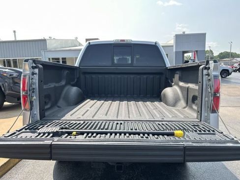 Used 2014 Ford F150 FX4 w/ Equipment Group 402A Luxury AWD/4WD image 11