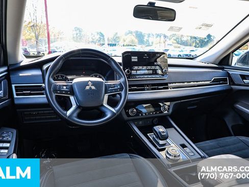 Used 2024 Mitsubishi Outlander SE image 31