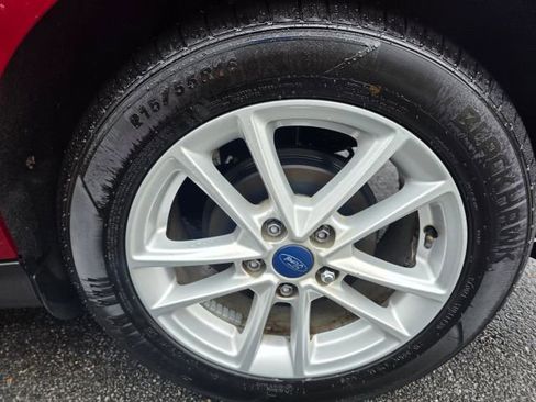 Used 2017 Ford Focus SE image 10