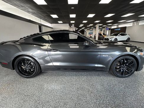Used 2017 Ford Mustang GT image 8