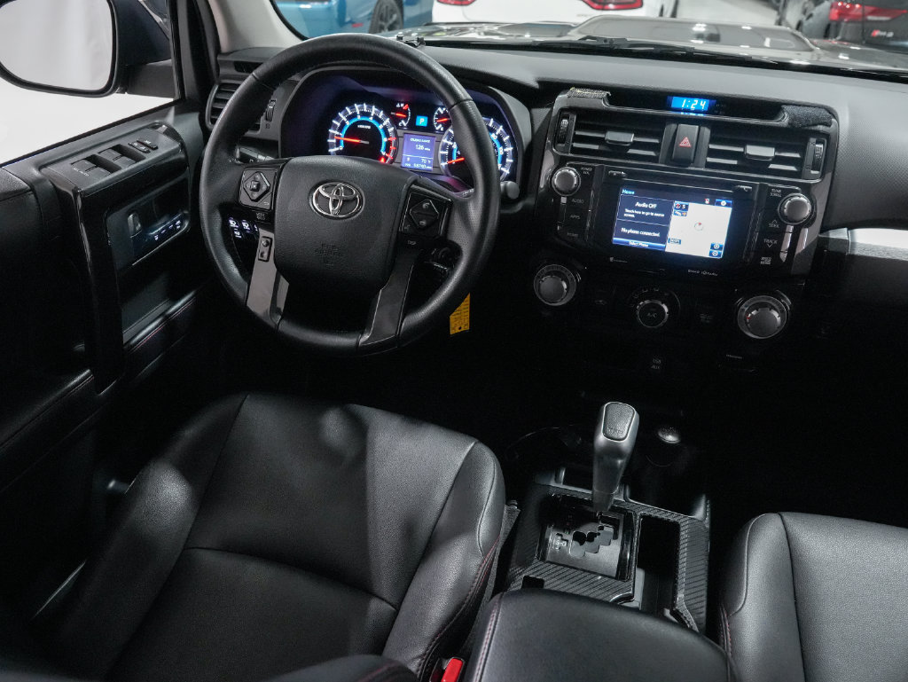 Used 2018 Toyota 4Runner TRD Off-Road Premium AWD/4WD image 14