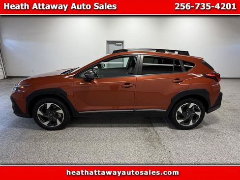 Used 2024 Subaru Crosstrek 2.5i Limited AWD/4WD image 1