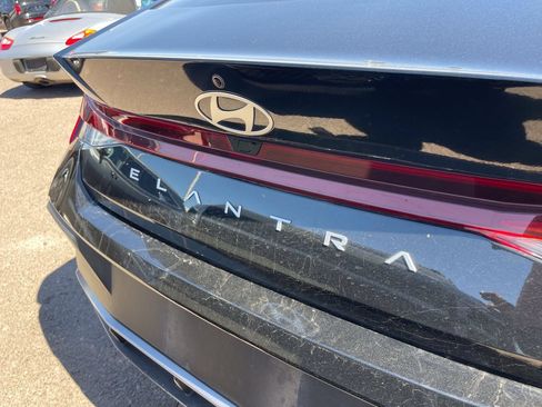 Used 2024 Hyundai Elantra SEL FWD image 6