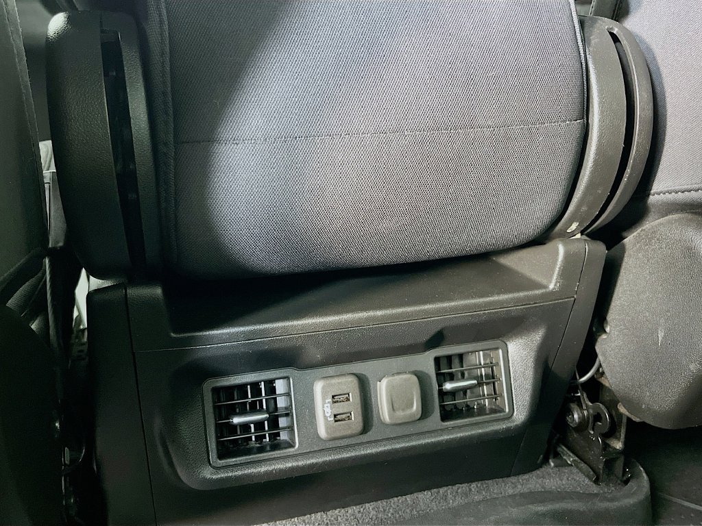 Used 2021 Chevrolet Silverado 1500 RST AWD/4WD image 32