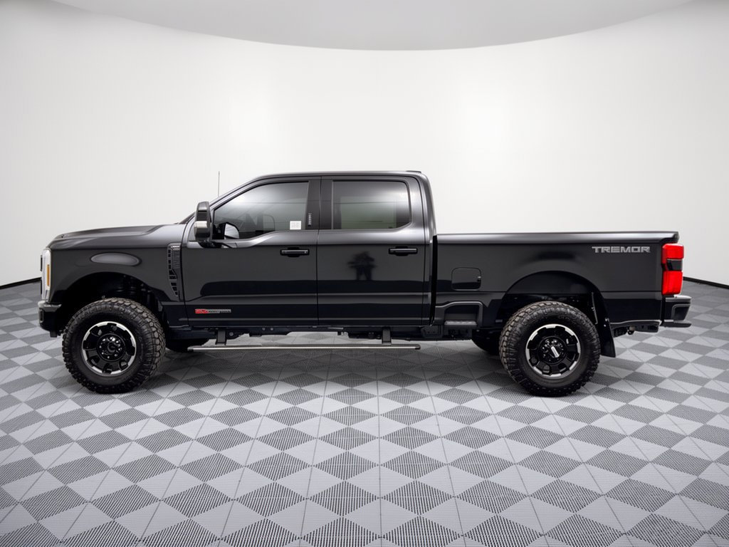 Used 2026 Ford F250 Lariat w/ Tremor Off-Road Package AWD/4WD image 2