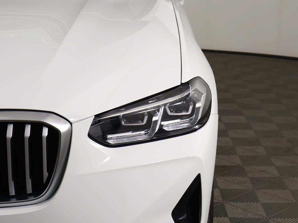 Used 2022 BMW X3 xDrive30i AWD/4WD image 16