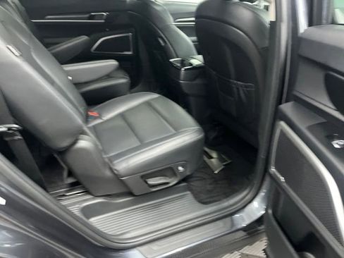 Certified 2023 Kia Telluride S w/ S Sunroof Package image 30