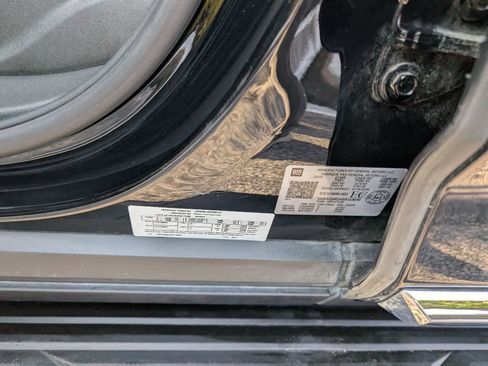 Certified 2025 GMC Yukon Elevation w/ LPO, Elevation Black Package image 16