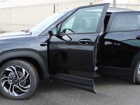 New 2026 Chevrolet TrailBlazer RS image 5