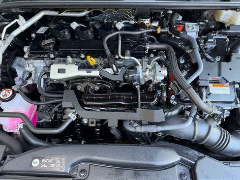 Used 2023 Toyota Prius LE image 22