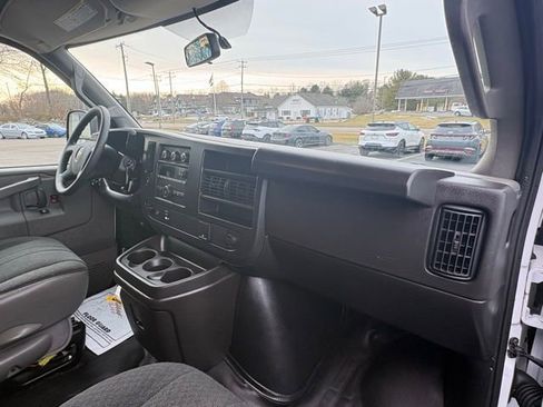 Used 2024 Chevrolet Express 2500 w/ Driver Convenience Package image 29