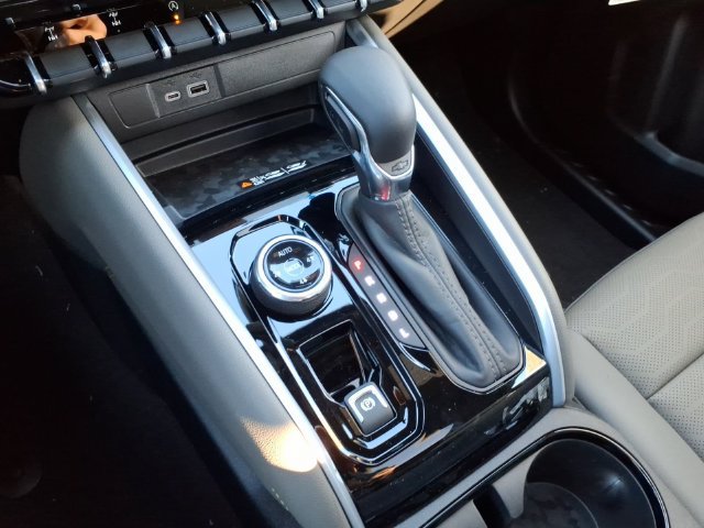 New 2026 Chevrolet Colorado ZR2 AWD/4WD image 14