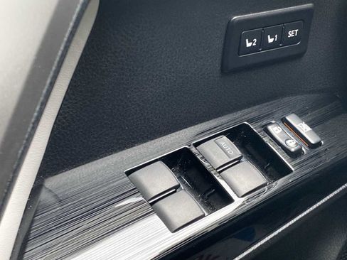 Used 2017 Toyota RAV4 Limited w/ Advanced Technology Package image 20