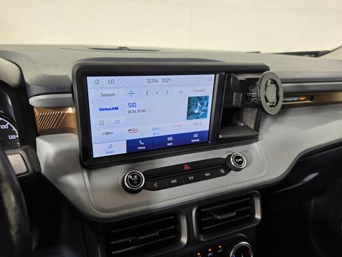 Used 2022 Ford Maverick Lariat w/ Lariat Luxury Package FWD image 17