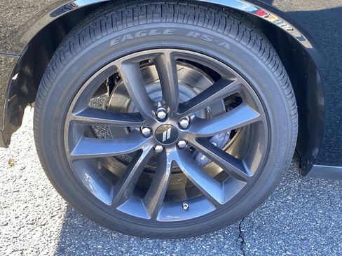 Used 2019 Dodge Challenger R/T Scat Pack w/ Shaker Package image 25