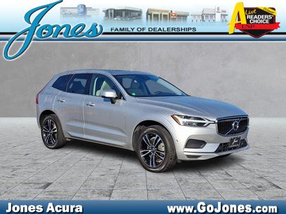 Used 2019 Volvo XC60 T6 Momentum w/ Multimedia Package