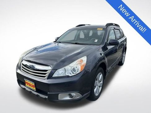Used 2012 Subaru Outback 2.5i Premium w/ All-Weather Pkg image 3