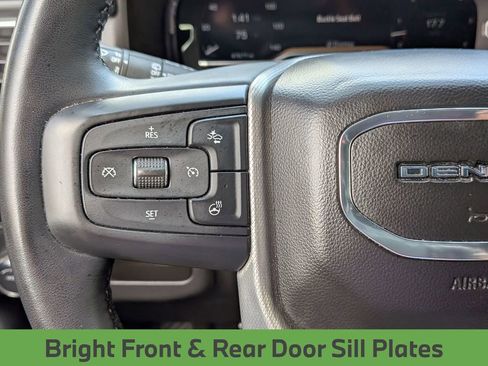 Used 2024 GMC Yukon XL Denali RWD image 22