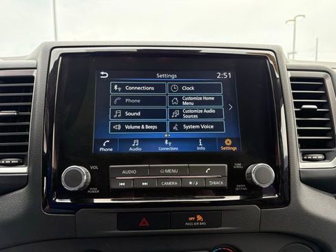 Used 2023 Nissan Frontier SV w/ Tow Package image 18