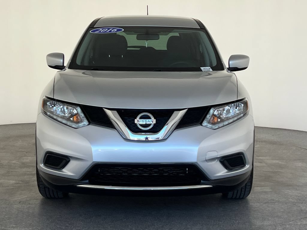Used 2016 Nissan Rogue S FWD image 11