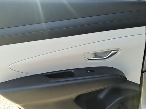 Used 2025 Hyundai Tucson SEL FWD image 11