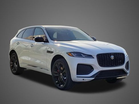 New 2026 Jaguar F-PACE R-Dynamic S image 3