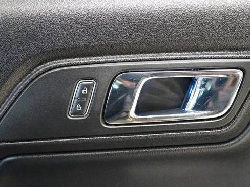 Used 2015 Ford Mustang GT Premium RWD image 36