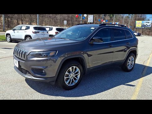 Certified 2022 Jeep Cherokee Latitude Lux w/ Mopar Interior Package image 4