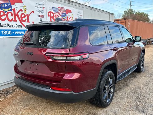 New 2025 Jeep Grand Cherokee L Limited w/ Trailer Tow Package image 3
