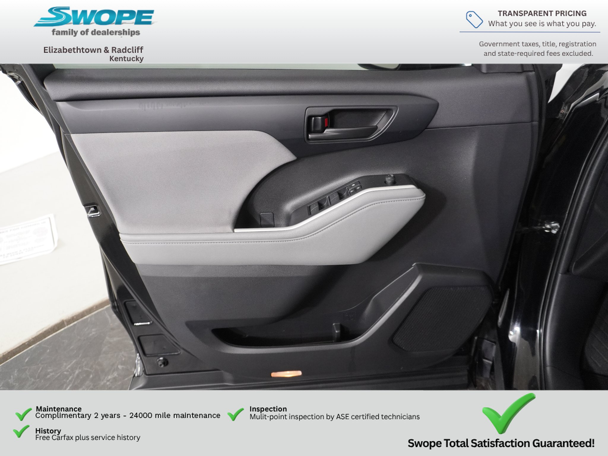 Used 2023 Toyota Highlander LE FWD image 14