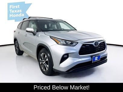 Used 2020 Toyota Highlander XLE