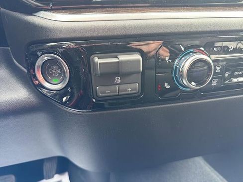 New 2026 GMC Sierra 1500 SLE w/ X31 Off-Road Package image 32