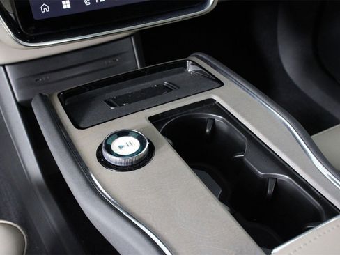 New 2025 Volvo EX90 Ultra image 7