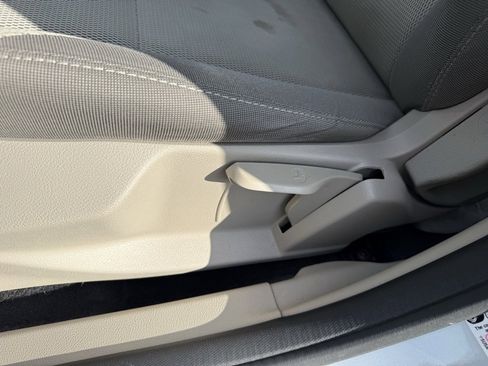 Used 2013 Ford Focus SE image 14