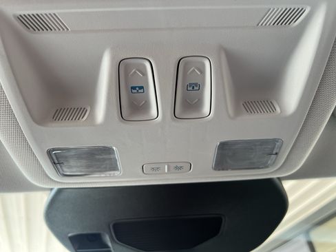 Used 2023 Ford Escape Platinum w/ Premium Technology Package AWD/4WD image 41