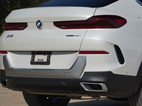 Used 2020 BMW X6 sDrive40i w/ Premium Package RWD image 19