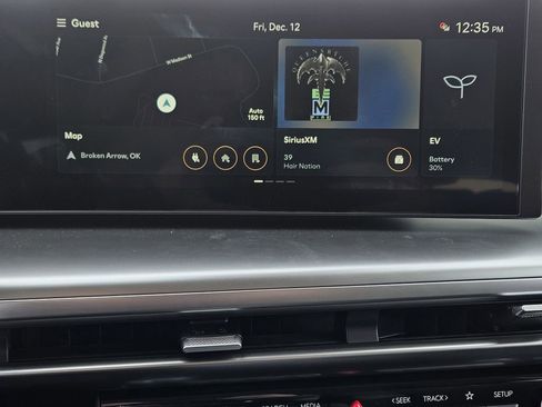 New 2026 Hyundai Ioniq 9 SE AWD/4WD image 16