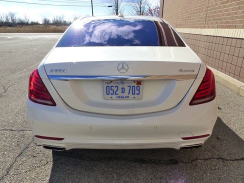 Used 2016 Mercedes-Benz S 550 4MATIC Sedan image 6