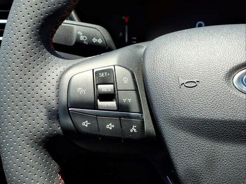 Used 2024 Ford Escape ST-Line w/ Tech Pack #1 FWD image 28