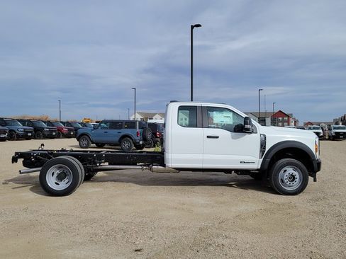 New 2026 Ford F550 4x4 SuperCab Super Duty image 2