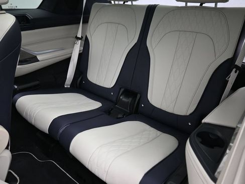 Used 2019 BMW X7 xDrive50i AWD/4WD image 18