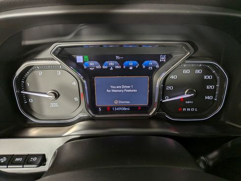 Used 2020 GMC Sierra 2500 AT4 w/ Technology Package image 24