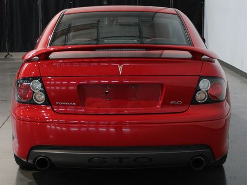 Used 2006 Pontiac GTO RWD image 28
