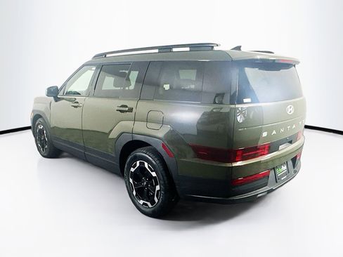 Used 2025 Hyundai Santa Fe SEL FWD image 5